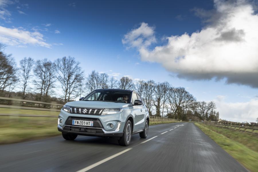  Suzuki Vitara Hybrid AllGrip 2020 года  (WW) (фото 21 из 30)